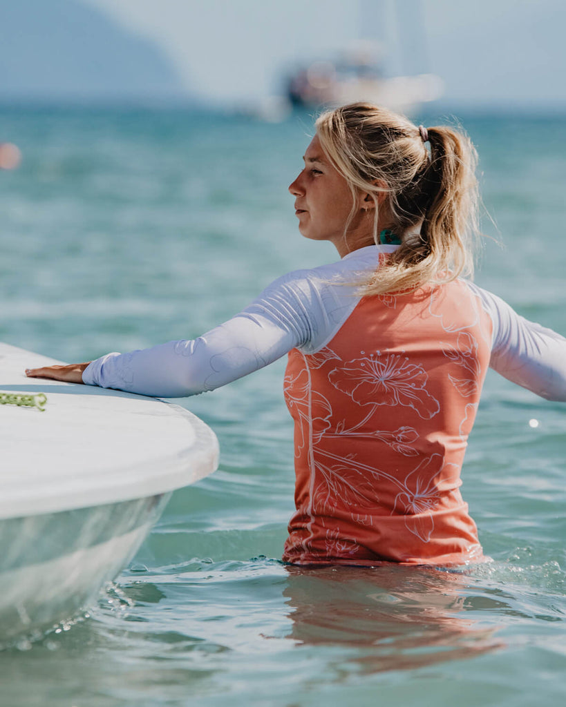 O'Neill Wetsuits Dames WMS Basic Skins L/S Rash Tee Vest O'Neill Wetsuits Dames WMS Basic Skins L/S Rash Tee Vest